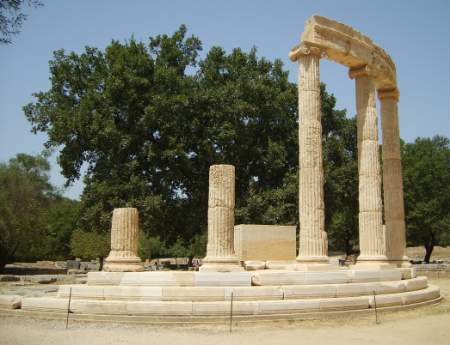 Tholos Santuario de Olimpia, Filipeion